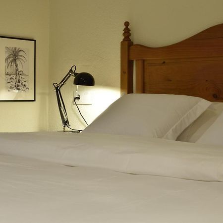 Hostal Can Maret Vilademuls المظهر الخارجي الصورة