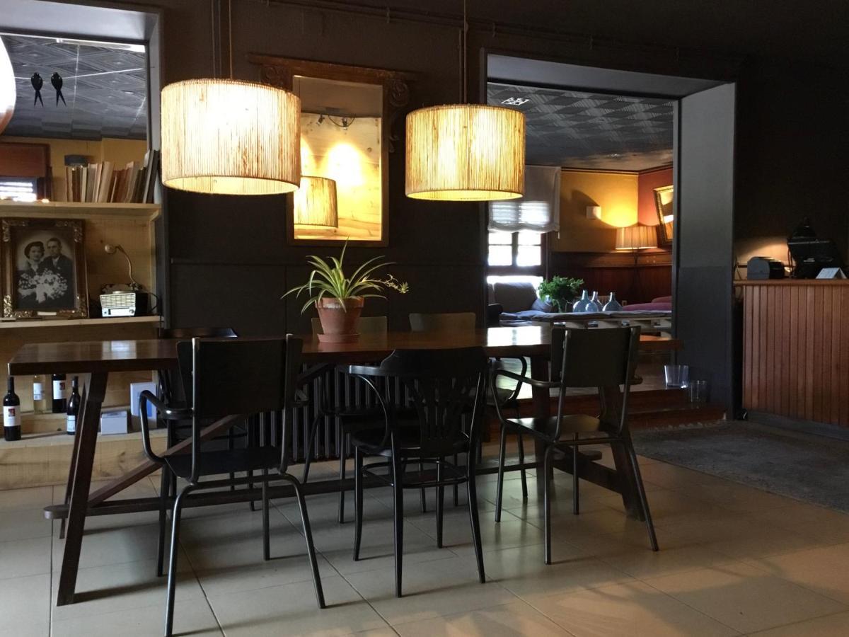 Hostal Can Maret Vilademuls المظهر الخارجي الصورة