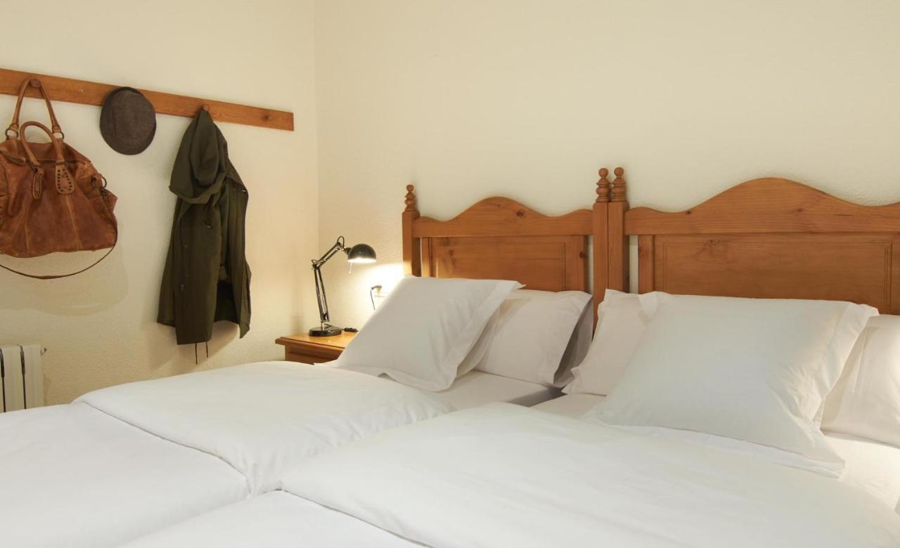Hostal Can Maret Vilademuls المظهر الخارجي الصورة